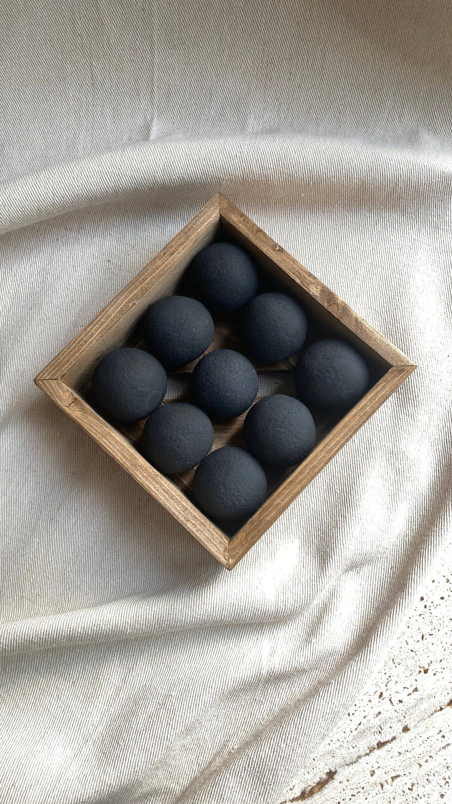 ARÖMA - concrete essential oil diffuser