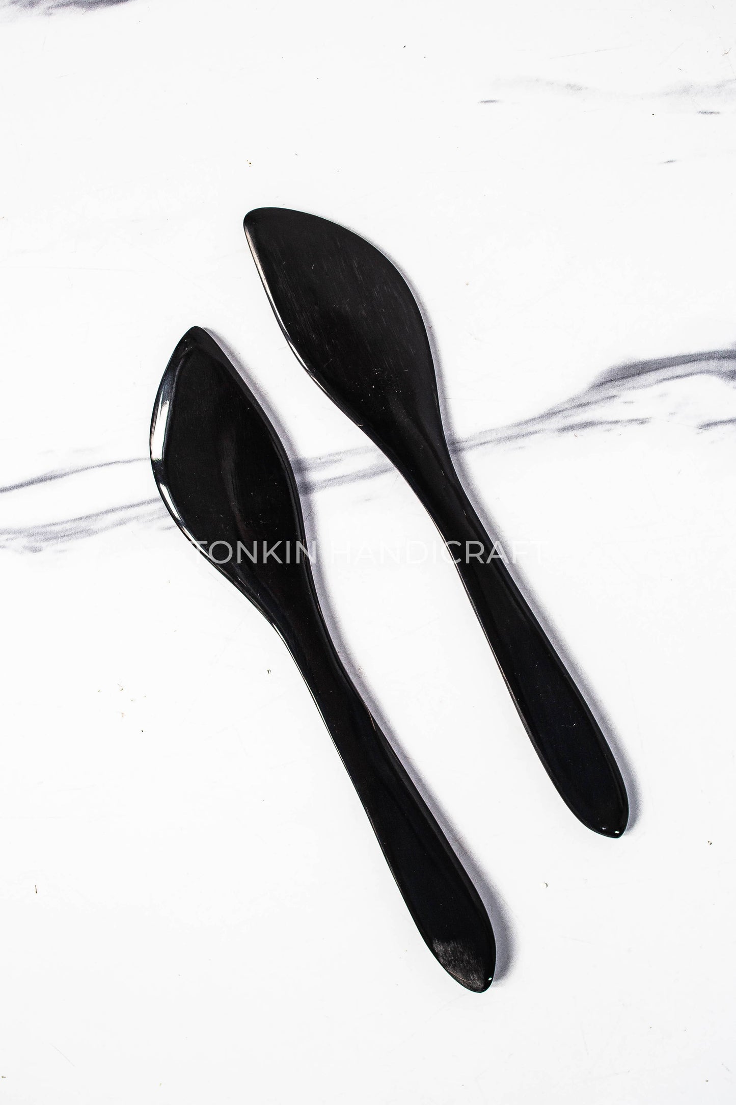 Lea Horn Spreader- Black